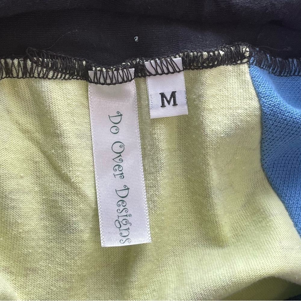 Do-Over Designs Y2K Vintage Blue Yellow Shark‎ Upcycled Tee Circle Skirt sz M - Picture 8 of 12